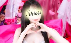 しおりのプロフィールを見る